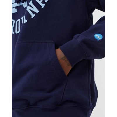 4. Mitchell & Ness Herren OG Hoody University Of North Carolina NCAA HDSSINTL1060-UNCNAVY