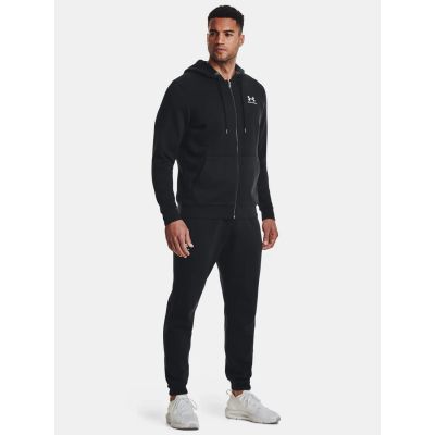 8. Under Armour M 1373881-001 Sweatshirt