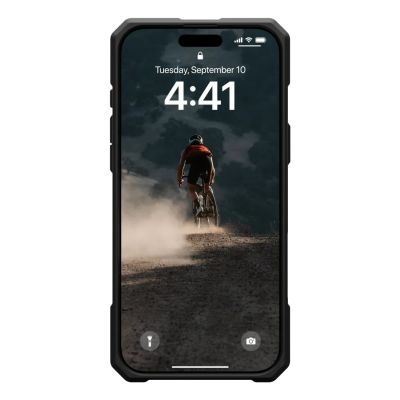 2. UAG Monarch Pro Schutzhülle für iPhone 16 Pro Max, kompatibel mit MagSafe (Titan)