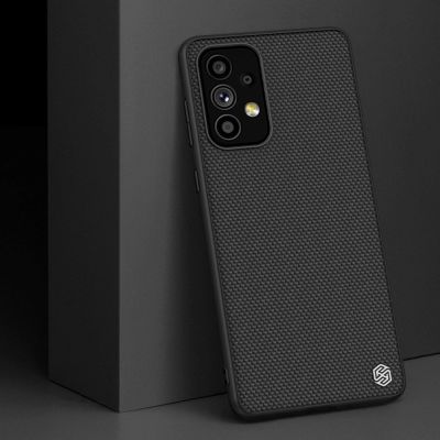 8. Nillkin Textured Case robuste, verstärkte Hülle mit Gelrahmen und Nylonrückseite für Samsung Galaxy A73 schwarz