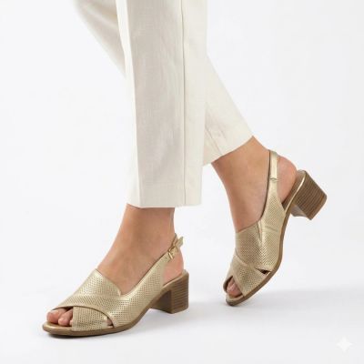 13. Bequeme goldene Damensandalen mit Blockabsatz M.Daszyński SA262-3