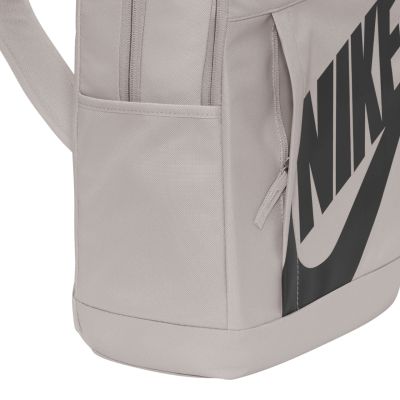 5. Nike Elemental Rucksack Grau DD0559 014