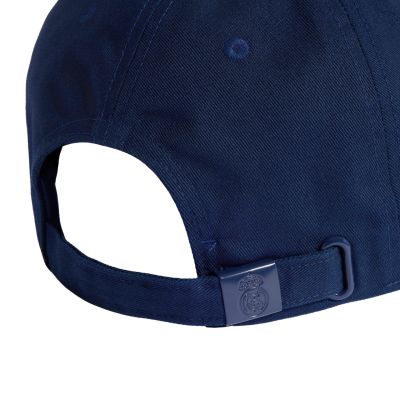4. Adidas Real Madrid Kappe Marineblau KQ9574
