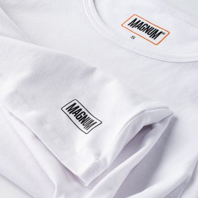 5. Magnum Magnum Essential T-Shirt Damen W 92800443033