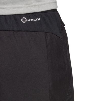 11. adidas Train Essentials Woven Shorts M IC6976