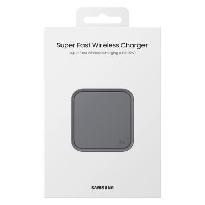 6. Samsung EP-P2400BBEGEU Induktives kabelloses Ladegerät, 15 W, 1,67 A, Schwarz