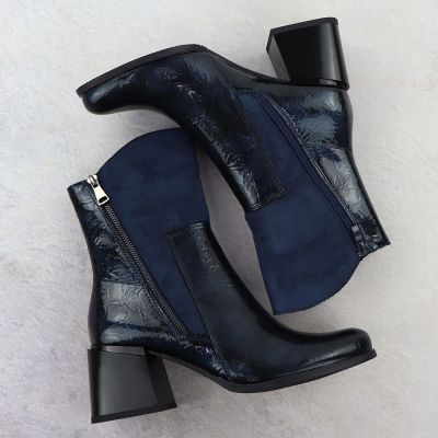 4. Damen-Lack-Stiefeletten mit Blockabsatz, blau M.Daszyński SA269-1