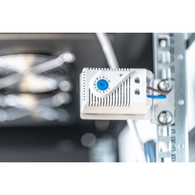 27. Dachlüfter für Serverschrank Digitus DN-19 FAN-4-BN (für Unique & Varioflex-N und Dynamic Basic)
