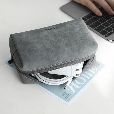 2. Ugreen Case Pouch Multifunktionaler Organizer für Zubehör grau (LP285)