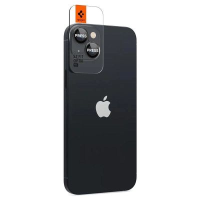 7. Spigen Glas.tR EZ Fit Optik Kameraschutz für iPhone 14 / Plus / 15 / Plus – Schwarz 2 Stk.
