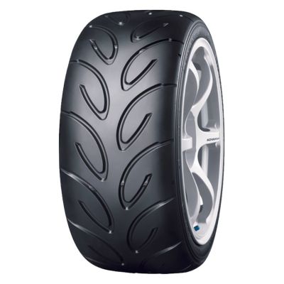 Yokohama Advan A050 Reifen 190/580 R15 (195/50 R15)