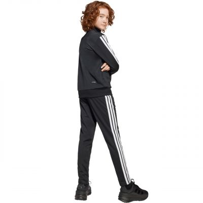 6. adidas Seasonal Essentials Tiberio 3-Stripes Jr JC7519 Trainingsanzug