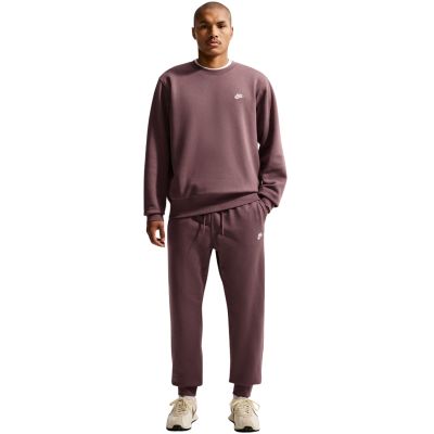 13. Nike Club Herrenhose Braun FN3801 502