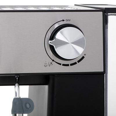 2. CAMRY CR 4410 Espressomaschine