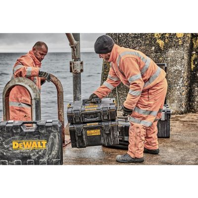 9. DeWALT DWST83293-1 Werkzeugkoffer