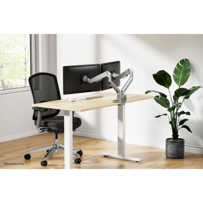 18. Neomounts DS70-250SL2 Monitorhalterung/-ständer für Monitore 81,3 cm (32") Schreibtisch Silber