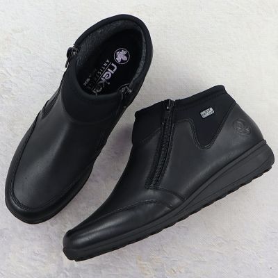 4. Rieker 47270-00 bequeme schwarze wasserdichte Leder-Damenstiefeletten