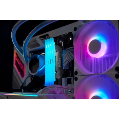 15. KINGSTON DDR4 16GB 3600MT/s CL16 DIMM FURY Renegade RGB