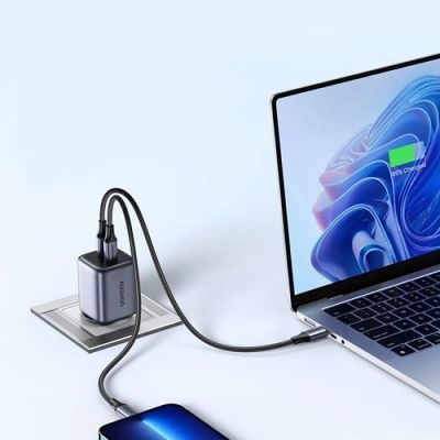 3. Ugreen Nexode N Series X525 45W GaN Wandladegerät 1x USB-A 1x USB-C - Schwarz