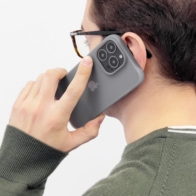 13. Kingxbar Plain Series Hülle für iPhone 13 Pro Silikonhülle Pink