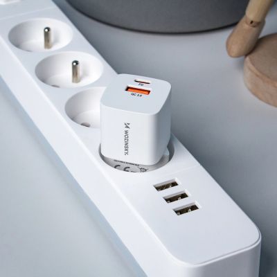7. Wozinsky CMWCW 20W USB-C / USB-A Wandladegerät - Weiß