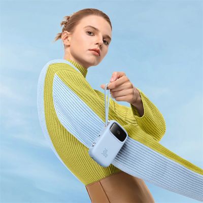 8. Baseus QPow 2 30W 10000mAh Powerbank mit integrierten USB-C-Kabeln – Blau