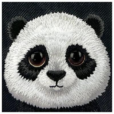 7. Nimmy Big Eyed Pet 2.0 Panda Hülle für iPhone 16 Pro Max - Schwarz