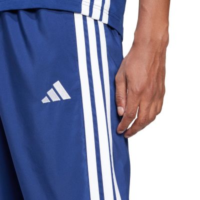 5. adidas Essentials Herrenhose mit 3 Streifen, Stanford-Design, offener Saum, Blau, JE6400