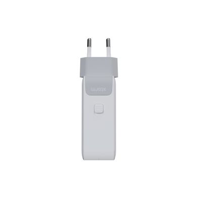 13. Xtorm XVC2140 Universal-Handyladegerät Weiß AC Intern
