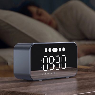 7. Dudao Y17 Bluetooth-Uhr/Lautsprecher – Silber