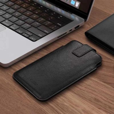 4. Tech-Protect SM65 Universalhülle für 6-6,9" Smartphones - Schwarz