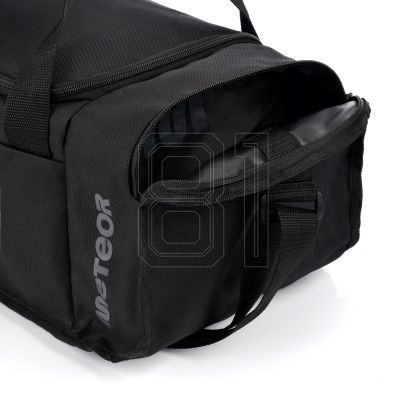 4. Meteor Nanuq 16891 Fitnesstasche