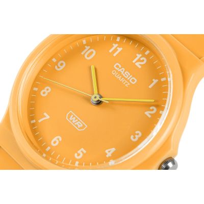 4. CASIO MQ-24B-9BEF Unisex-Damenuhr + Box