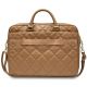 3. Guess Quilted 4G-Tasche für einen 16-Zoll-Laptop – braun
