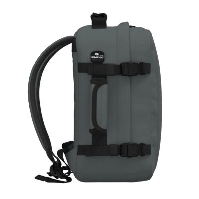 7. Reiserucksack CabinZero Classic 2-in-1 28 l, grau – CZ081203