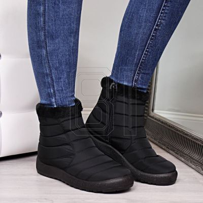 5. Waterproof snow boots with a zipper NEWS W EVE181A black