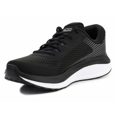 4. Skechers Go Run Persistence M 246053-BKW Schuhe