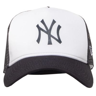 2. New Era Team Block New York Yankees MLB Trucker Cap 12380796