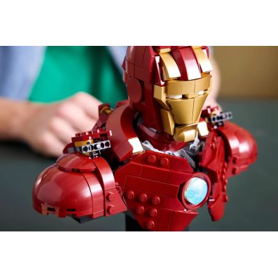 10. LEGO Marvel 76327 Iron Man MK4 Büste