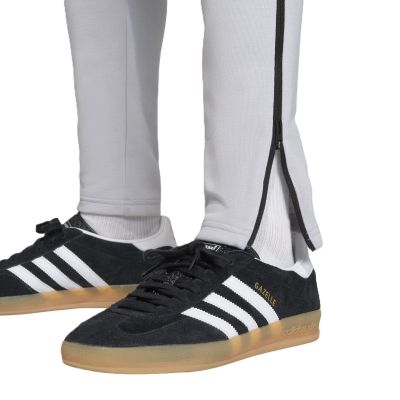 4. adidas Tiro Travel Sweat Hose KF6071