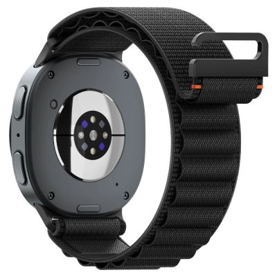 2. Spigen WBF1 Armband für Samsung Galaxy Watch 40/44/46 mm – Schwarz