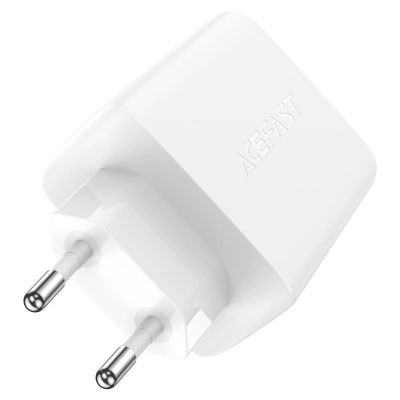2. Acefast Schnellladegerät GaN (2x USB-C / USB-A) PPS / PD / QC4+ 65W weiß (A41)