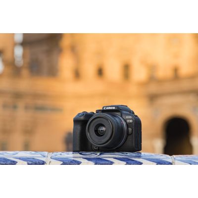 4. Canon EOS R10 + RF-S 18-150mm IS STM spiegellose Kamera, 24,2 MP CMOS, 6000 x 4000 Pixel, Schwarz