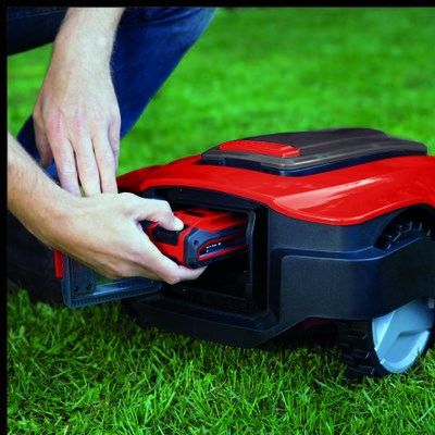 10. Einhell FREELEXO 1200 LCD BT Mähroboter Akku Rot