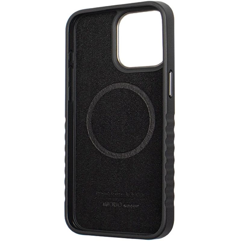 9. Audi Echtledertasche mit MagSafe für iPhone 15 Pro Max – Schwarz und Rot