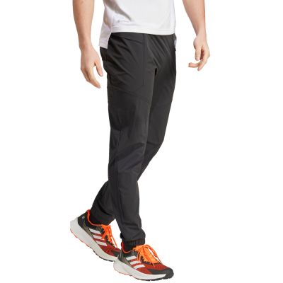 11. adidas Terrex Xperior Light Herrenhose, schwarz, IQ1399