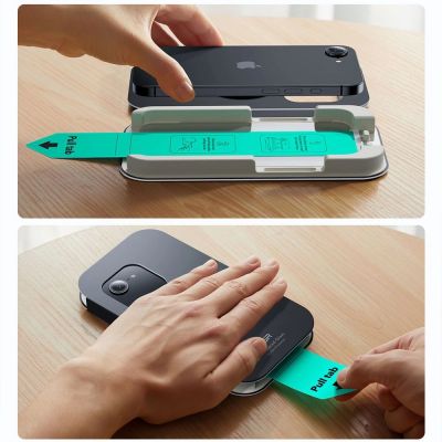 9. ESR UltraFit Schutzhülle aus gehärtetem Glas (2er-Pack) für iPhone 13 / 13 Pro / 14 / 16e / 17e