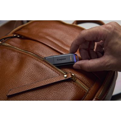 12. KINGSTON 512 GB Tragbare USB 3.2 Gen 1 DataTraveler Exodia Schwarz/Lila
