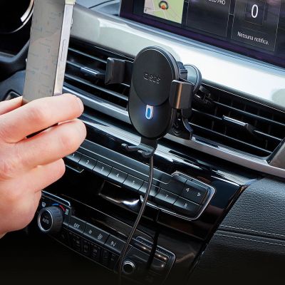 4. Smartphone-Halterung mit SBS-Induktionsladegerät TESUPWIR10CLIPSTG 10W - Schwarz