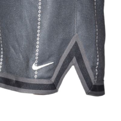 5. Nike DNA Saison-Shorts, 10 Zoll - DQ6087-010
